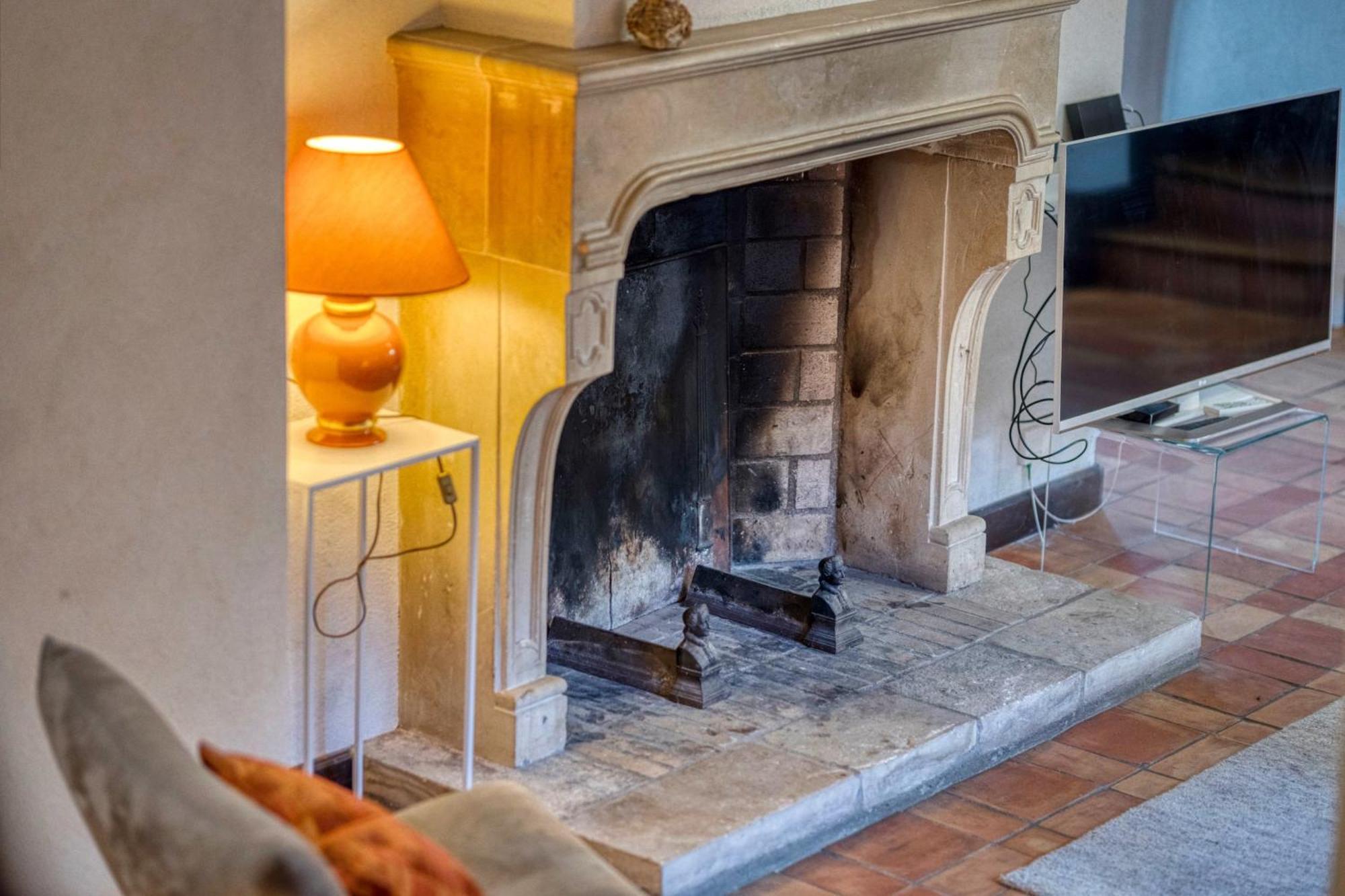 #Hp La Maison Des Lilas Large Family House Sleeps 12 Garden Сесен Экстерьер фото